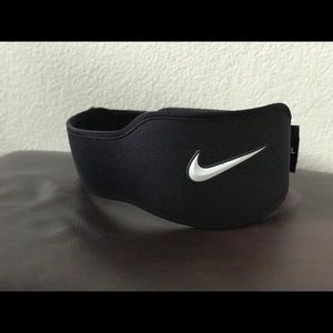 Nike weight lifting belt